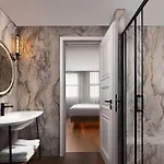 Moxy Taksim Hotel 3*