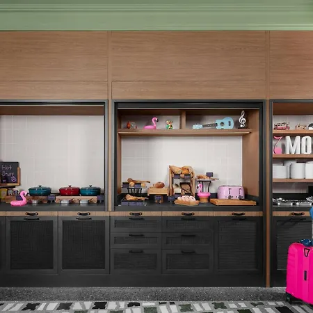 Moxy Taksim By Marriott International 3*