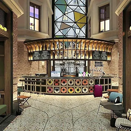 Moxy Taksim By Marriott International Hotel 3*