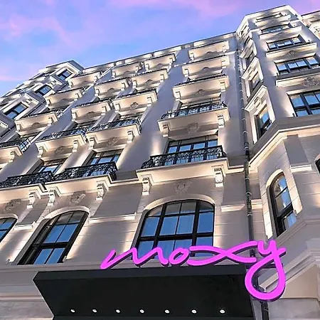 Hotel Moxy Taksim By Marriott International 3*