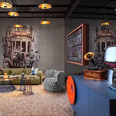 Moxy Taksim By Marriott International 3* Stambuł
