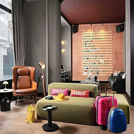 Moxy Taksim By Marriott International 3*