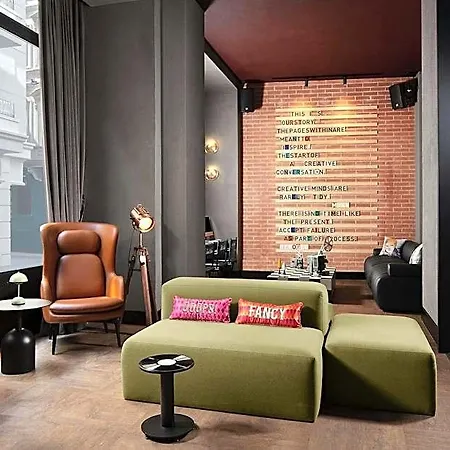 Hotel Moxy Taksim By Marriott International 3*