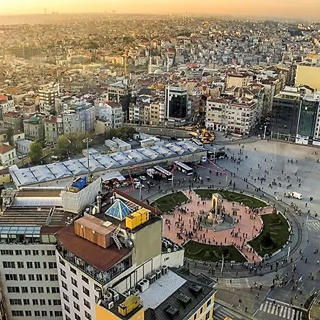 Moxy Taksim By Marriott International Stambuł
