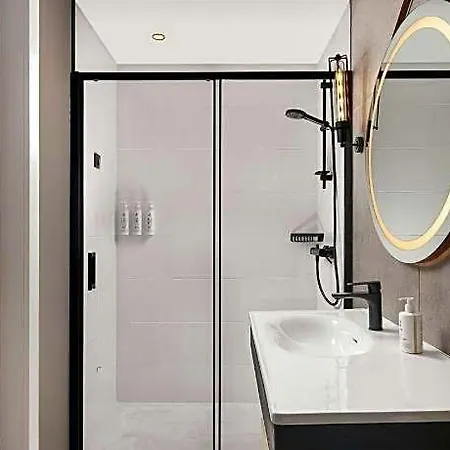 Hotel Moxy Taksim By Marriott International Stambuł