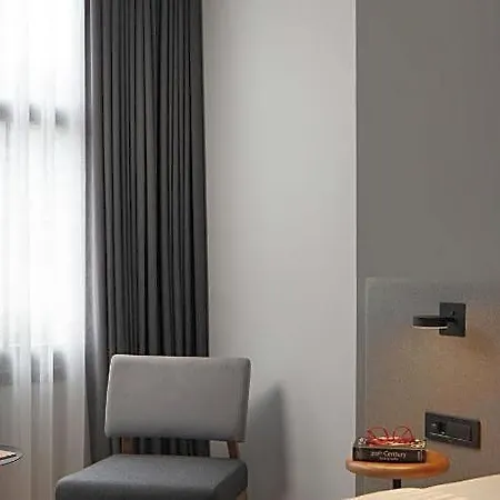 Moxy Taksim By Marriott International Stambuł