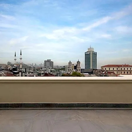Moxy Taksim Hotel