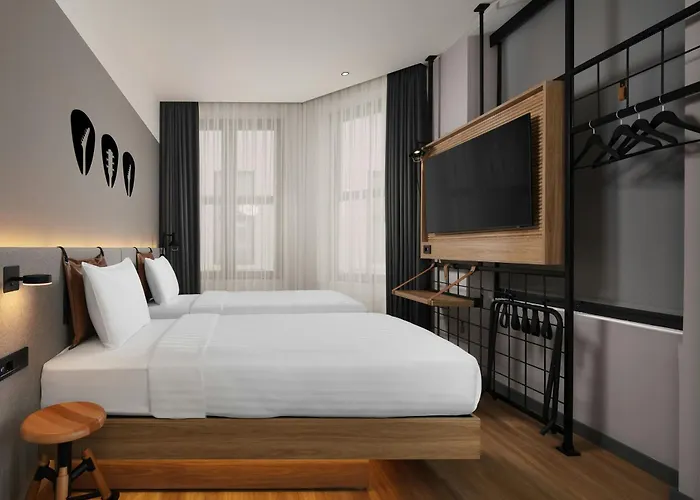 فندق Moxy Taksim 3*