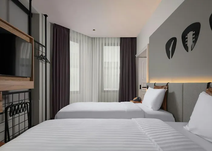 فندق Moxy Taksim 3*